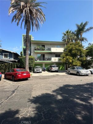 Exterior, Facade, Condo Building