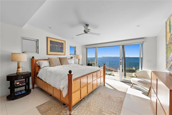 Bedroom, Interior, Recessed Lighting, Water