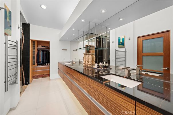 Interior, Recessed Lighting, Walk-in Closets