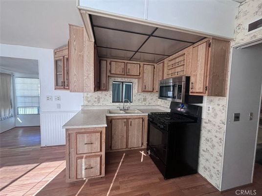 Interior, Kitchen, Wood Texture Flooring