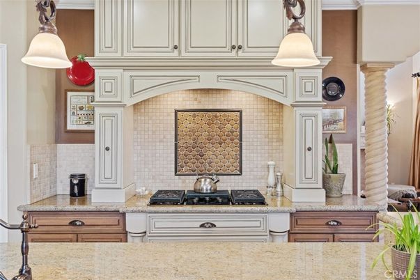 Fireplace, Interior, Kitchen, Pendant Lights