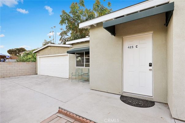 Detached Garage, Exterior
