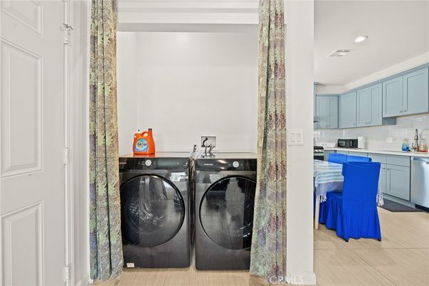 Interior, Recessed Lighting, Washer