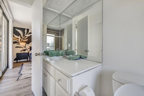 Bathroom, Interior, Wood Texture Flooring
