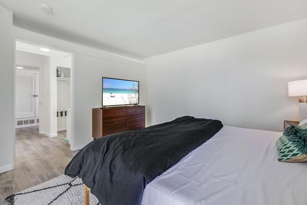 Bedroom, Interior, Recessed Lighting, Wood Texture Flooring
