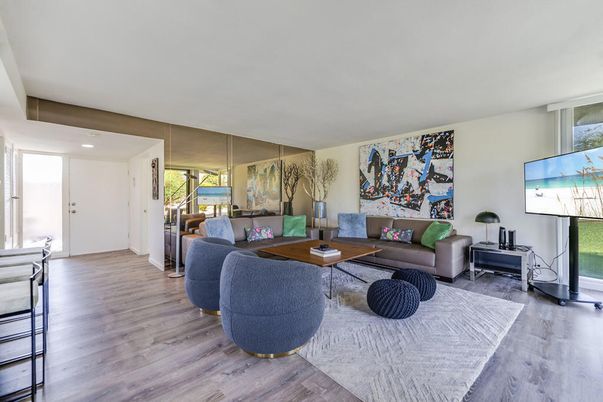 Interior, Living room, Recessed Lighting, Wood Texture Flooring