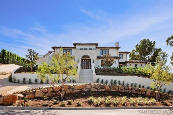 Backyard, Exterior, Facade, Mediterranean