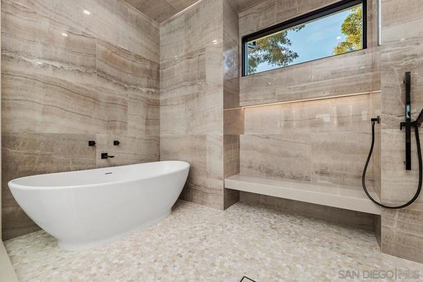 Bathroom, Free Standing Baths, Interior, Recessed Lighting
