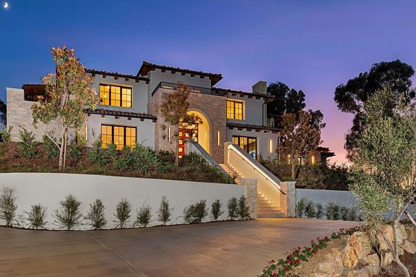 Exterior, Facade, Spanish Mediterranean