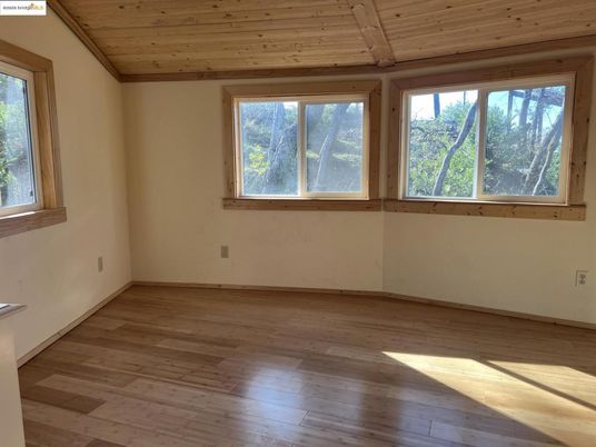 Empty room, Interior, Wooden Ceilings, Wood Texture Flooring