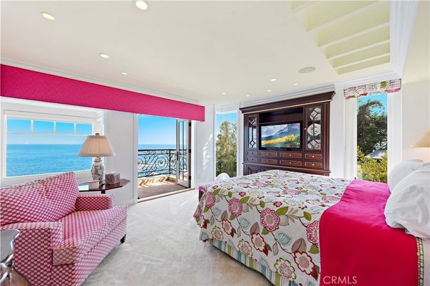 Bedroom, Interior, Recessed Lighting, Water