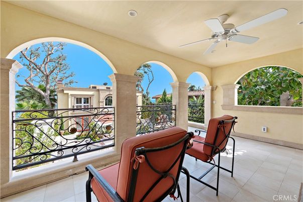 Exterior, Recessed Lighting