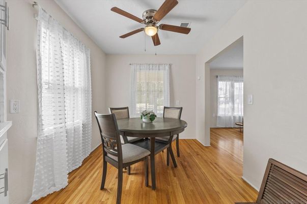Dining room, Interior, Wood Texture Flooring