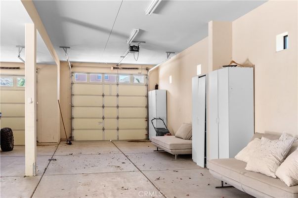 Garage, Interior