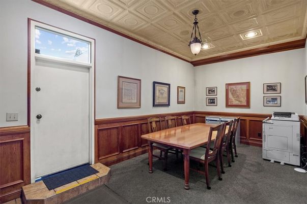 Dining room, Interior, Pendant Lights, Recessed Lighting