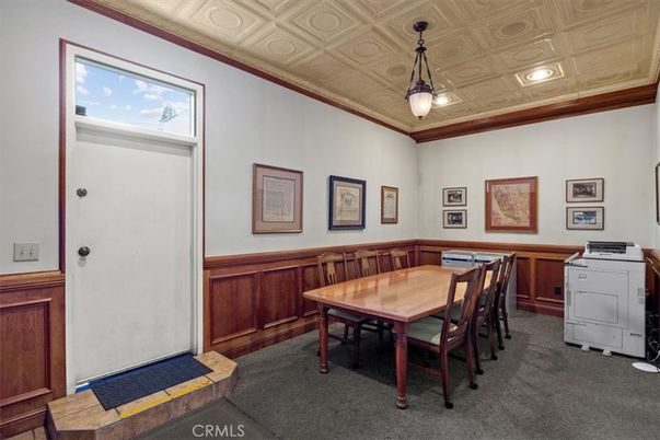 Dining room, Interior, Pendant Lights, Recessed Lighting