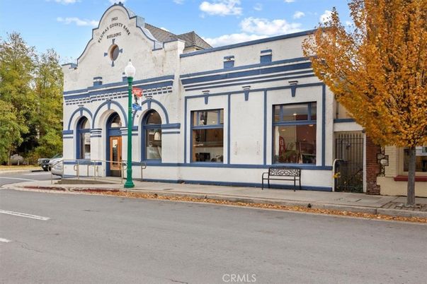 Exterior, Facade, French Provincial