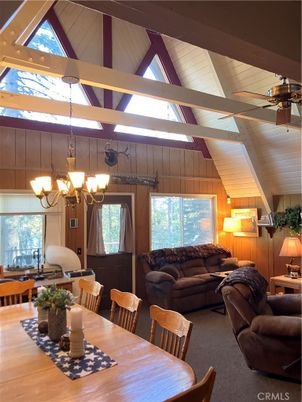 Chandelier, Dining room, Interior, Living room