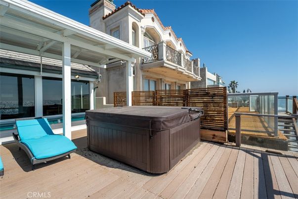 Exterior, Hot Tub