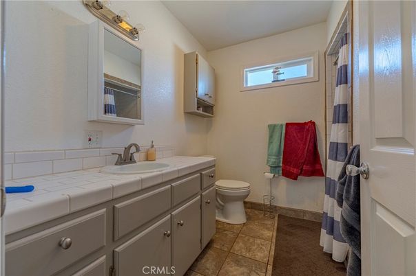 Bathroom, Interior, Tile Countertops