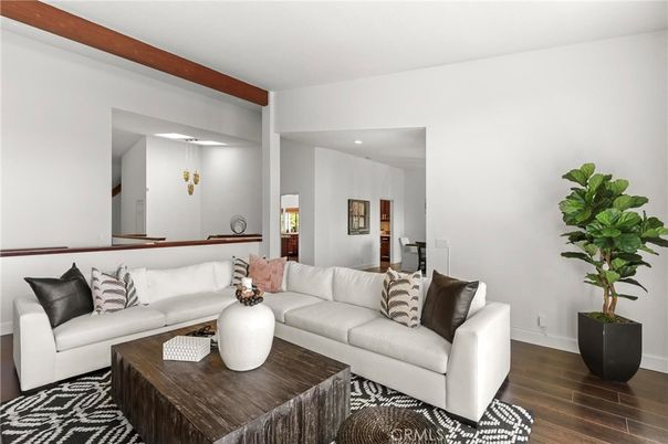 Interior, Living room, Recessed Lighting, Wood Texture Flooring