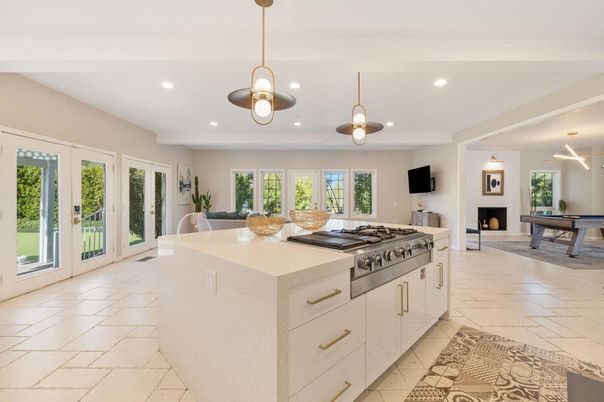 Dining room, Fireplace, Interior, Kitchen, Pendant Lights, Recessed Lighting