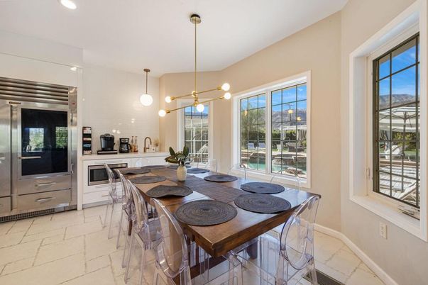 Dining room, Interior, Kitchen, Pendant Lights, Recessed Lighting, Stainless Steel Appliances