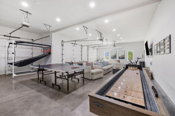 Game Room, Garage, Interior, Recessed Lighting