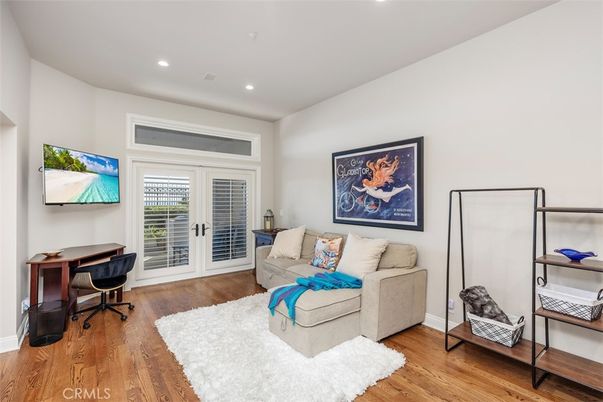 Home Office, Interior, Living room, Recessed Lighting, Wood Texture Flooring