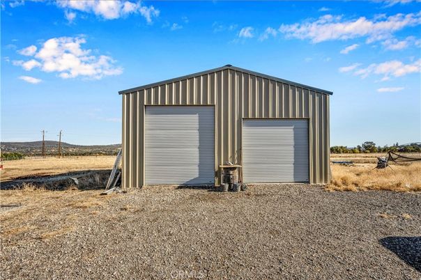 Detached Garage, Exterior