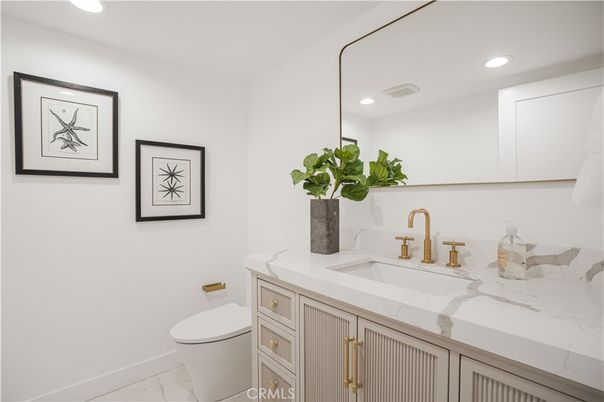 Bathroom, Interior, Marble, Recessed Lighting