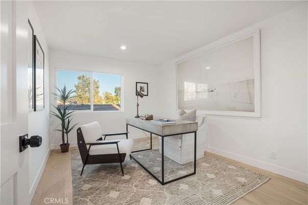 Home Office, Interior, Recessed Lighting, Wood Texture Flooring