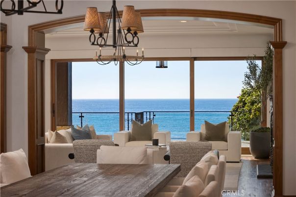 Chandelier, Dining room, Interior, Living room, Recessed Lighting, Water, Wood Texture Flooring