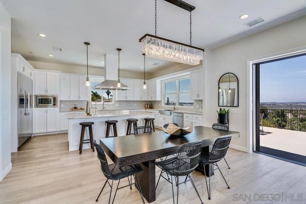 Chandelier, Dining room, Interior, Kitchen, Pendant Lights, Recessed Lighting, Wood Texture Flooring