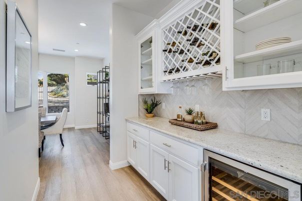 Dining room, Interior, Kitchen, Recessed Lighting, Wood Texture Flooring