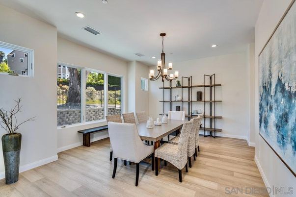 Chandelier, Dining room, Interior, Recessed Lighting, Wood Texture Flooring