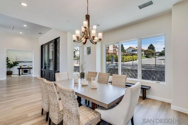 Chandelier, Dining room, Interior, Recessed Lighting, Wood Texture Flooring