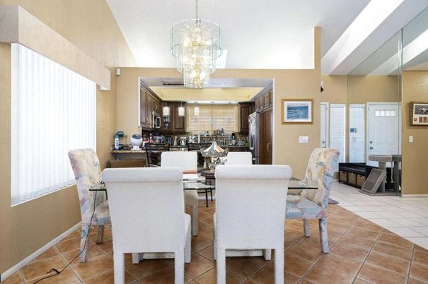Chandelier, Dining room, Interior, Kitchen