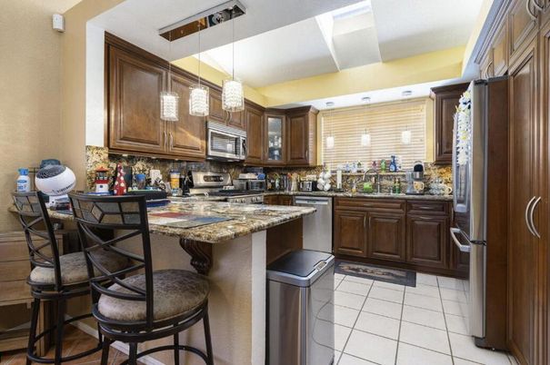 Interior, Kitchen, Pendant Lights, Stainless Steel Appliances
