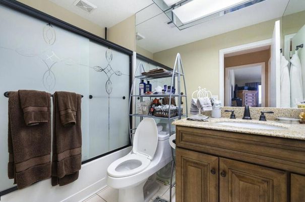 Bathroom, Interior