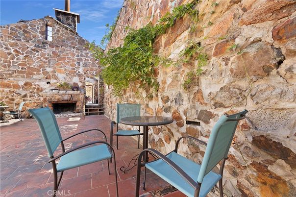 Exterior, Fireplace