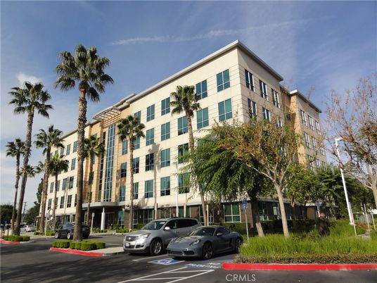 Exterior, Facade, Condo Building