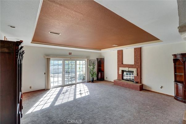 Empty room, Fireplace, Interior, Recessed Lighting