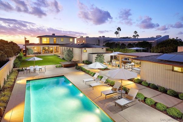 Exterior, Pool, Solar Panels