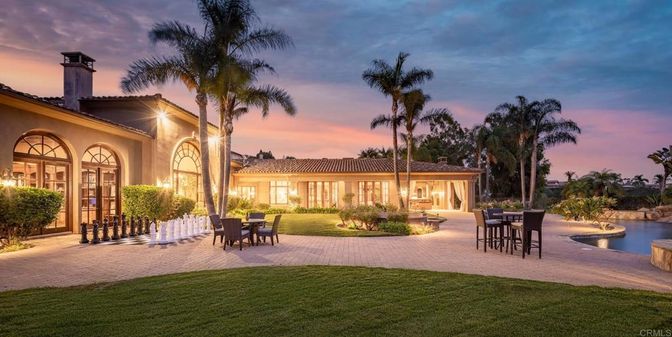 Backyard, Exterior, Pool, Water