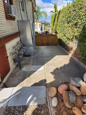 Backyard, Exterior