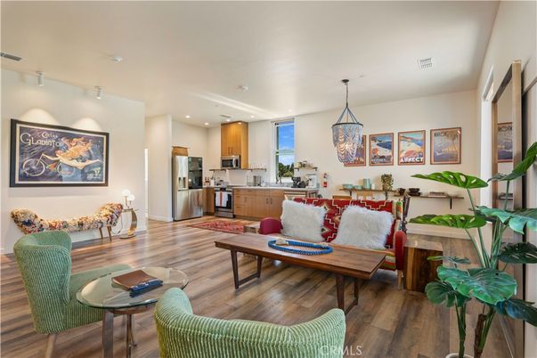 Dining room, Interior, Kitchen, Living room, Pendant Lights, Recessed Lighting, Stainless Steel Appliances, Wood Texture Flooring