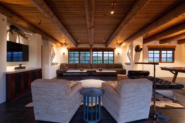 Interior, Living room, Recessed Lighting, Wooden Beams, Wooden Ceilings