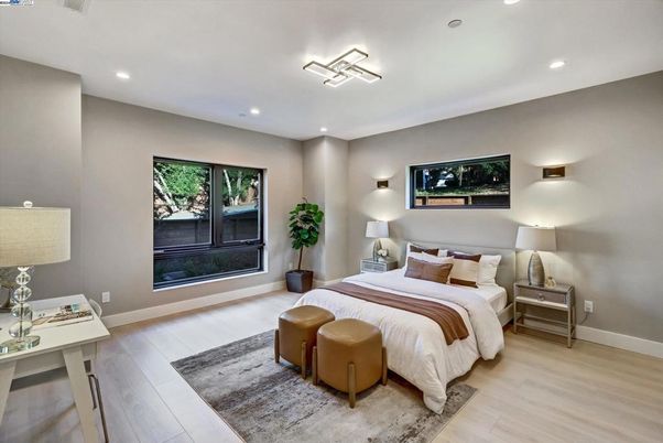 Bedroom, Interior, Recessed Lighting, Wood Texture Flooring