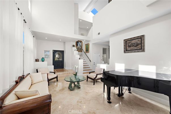 Interior, Living room, Piano, Recessed Lighting